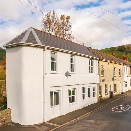 Riverside Great House In The Afan Forest Bike Park By Staystaycations Glyncorrwg 外观 照片