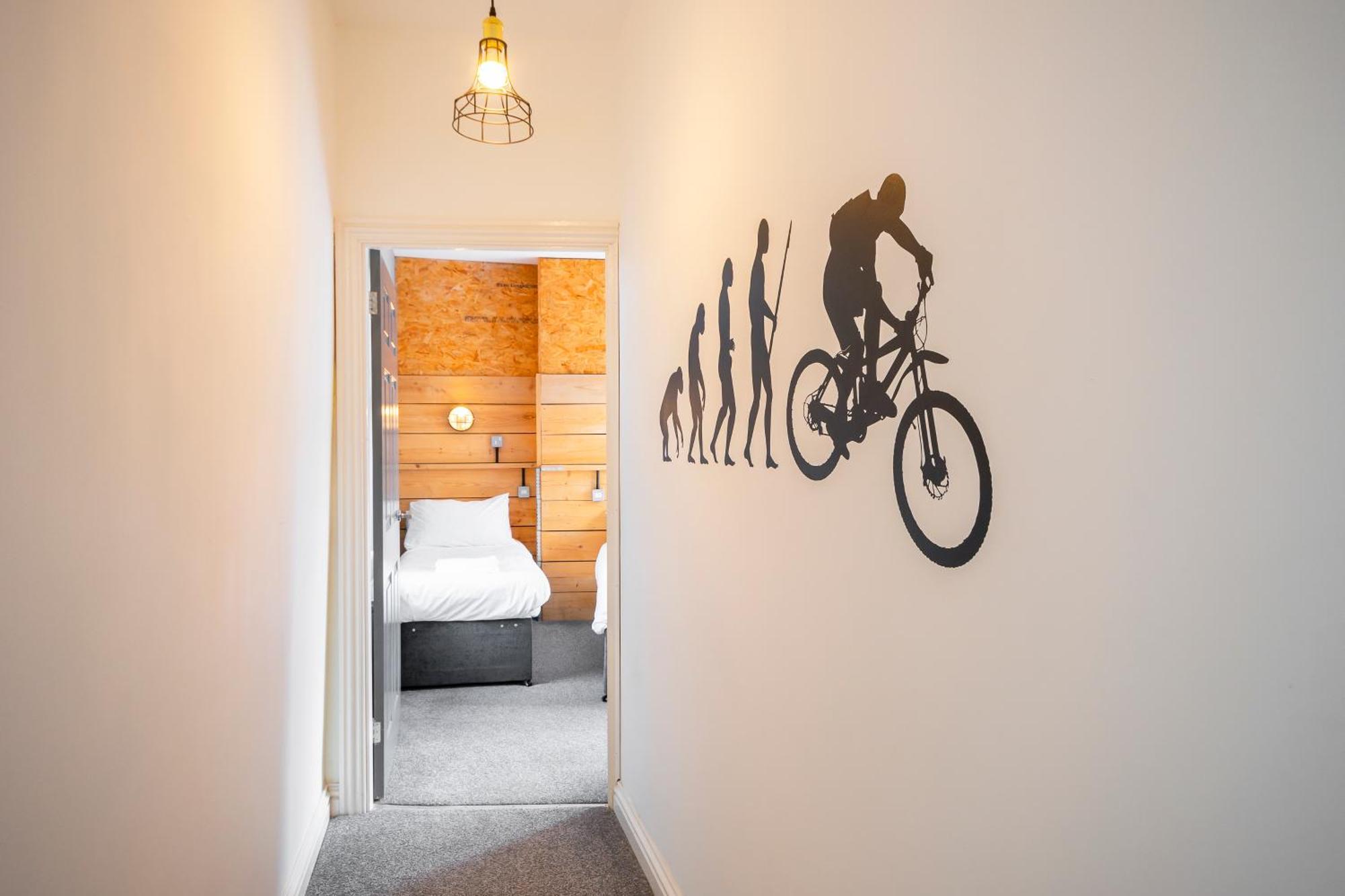 Riverside Great House In The Afan Forest Bike Park By Staystaycations Glyncorrwg 外观 照片