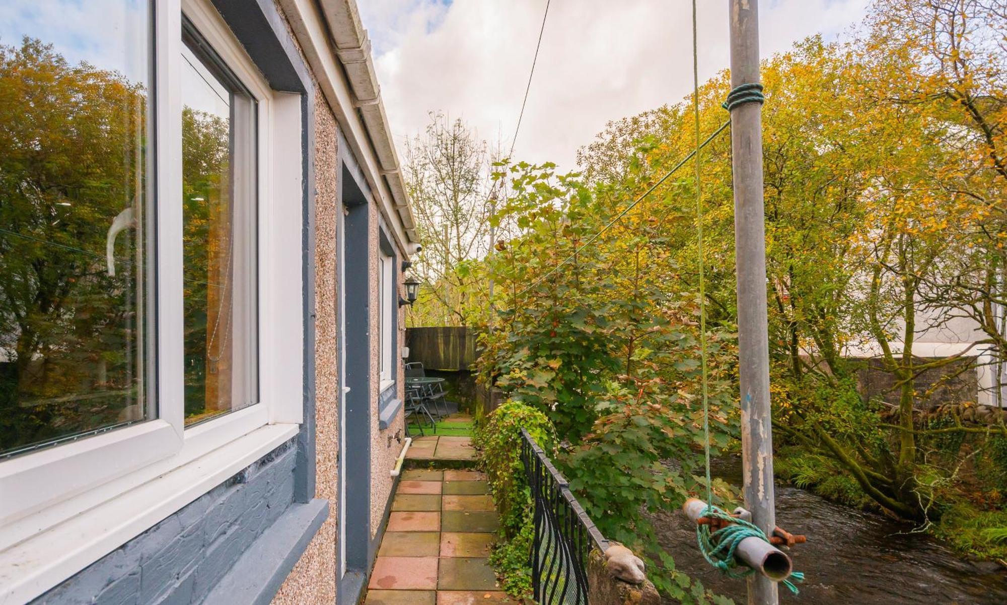 Riverside Great House In The Afan Forest Bike Park By Staystaycations Glyncorrwg 外观 照片