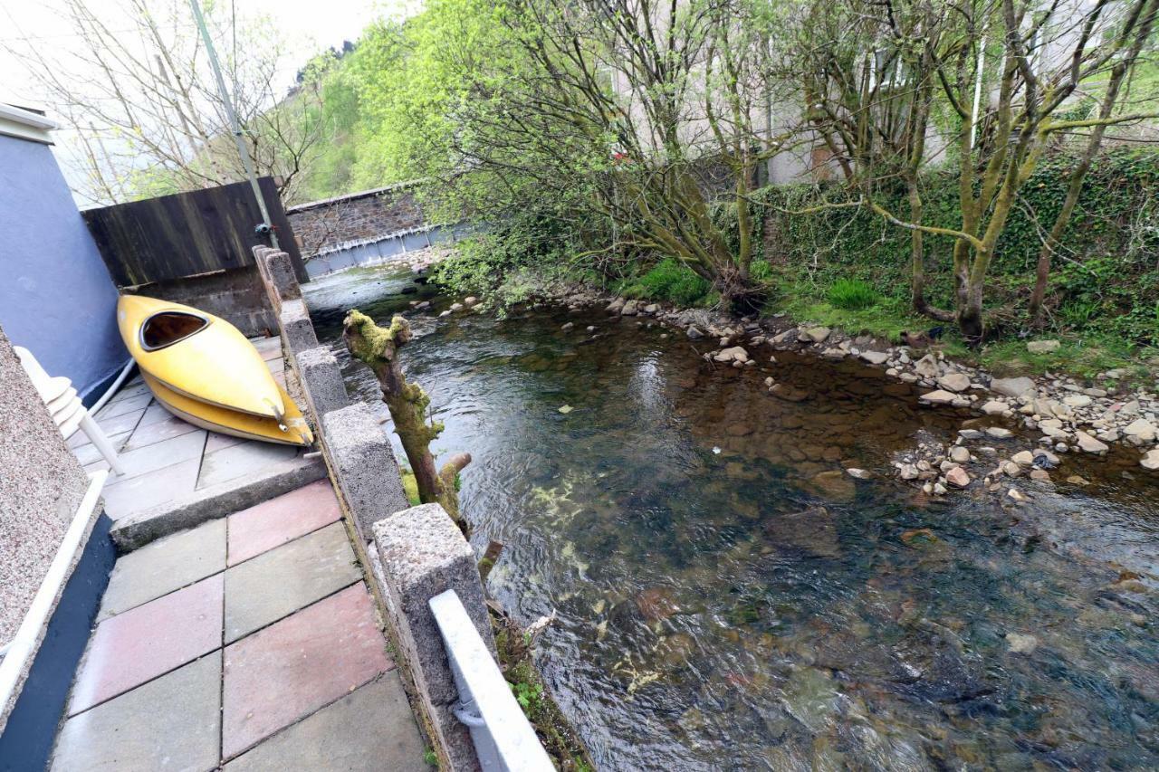 Riverside Great House In The Afan Forest Bike Park By Staystaycations Glyncorrwg 外观 照片